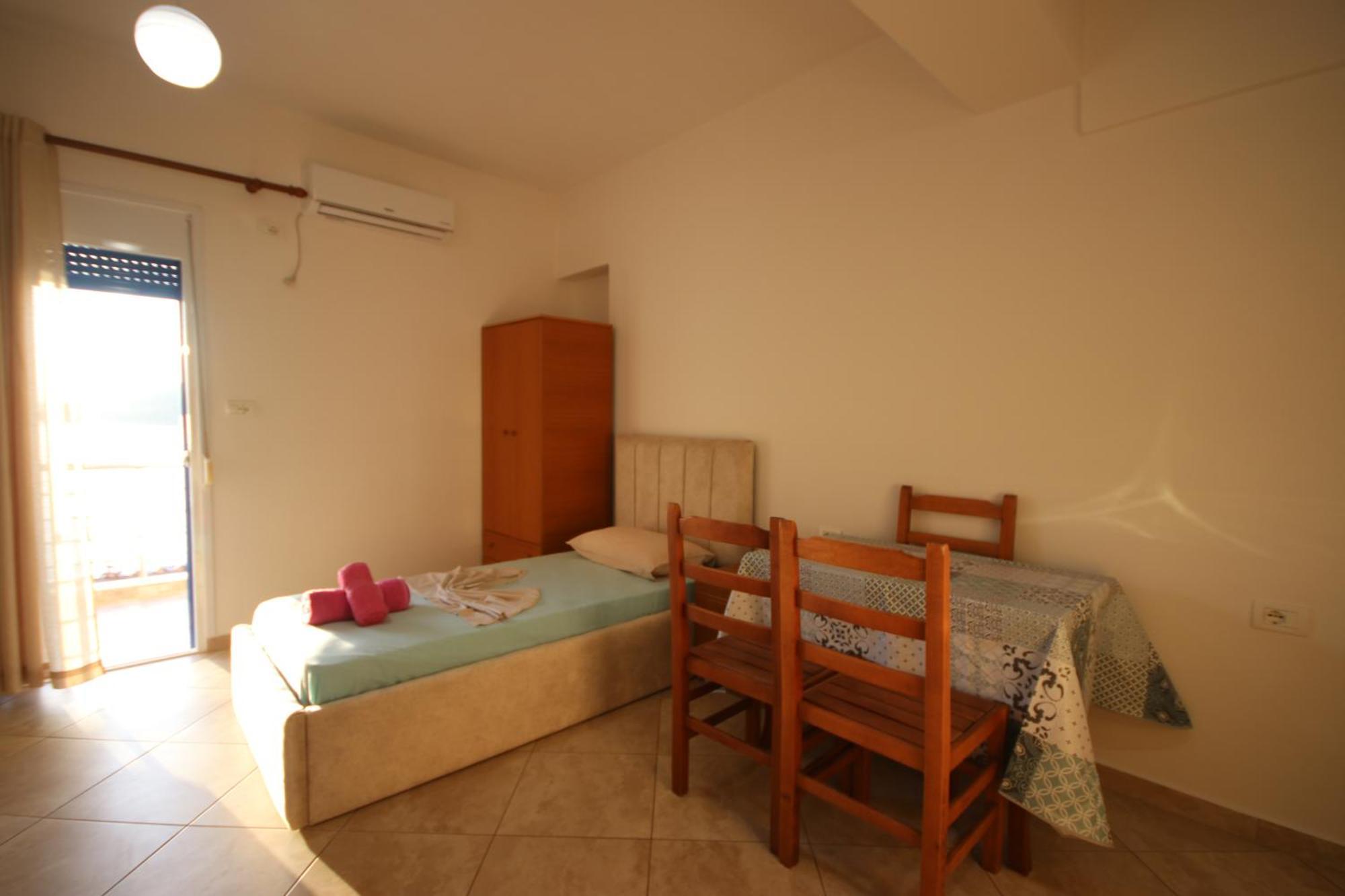 Rooms With View Himare Exterior foto