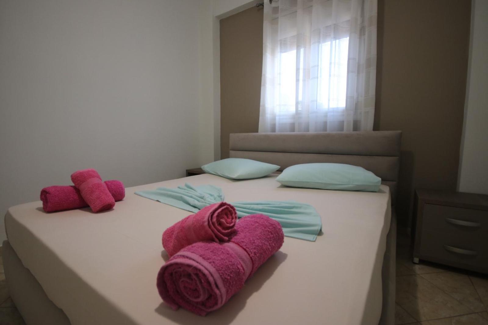 Rooms With View Himare Quarto foto